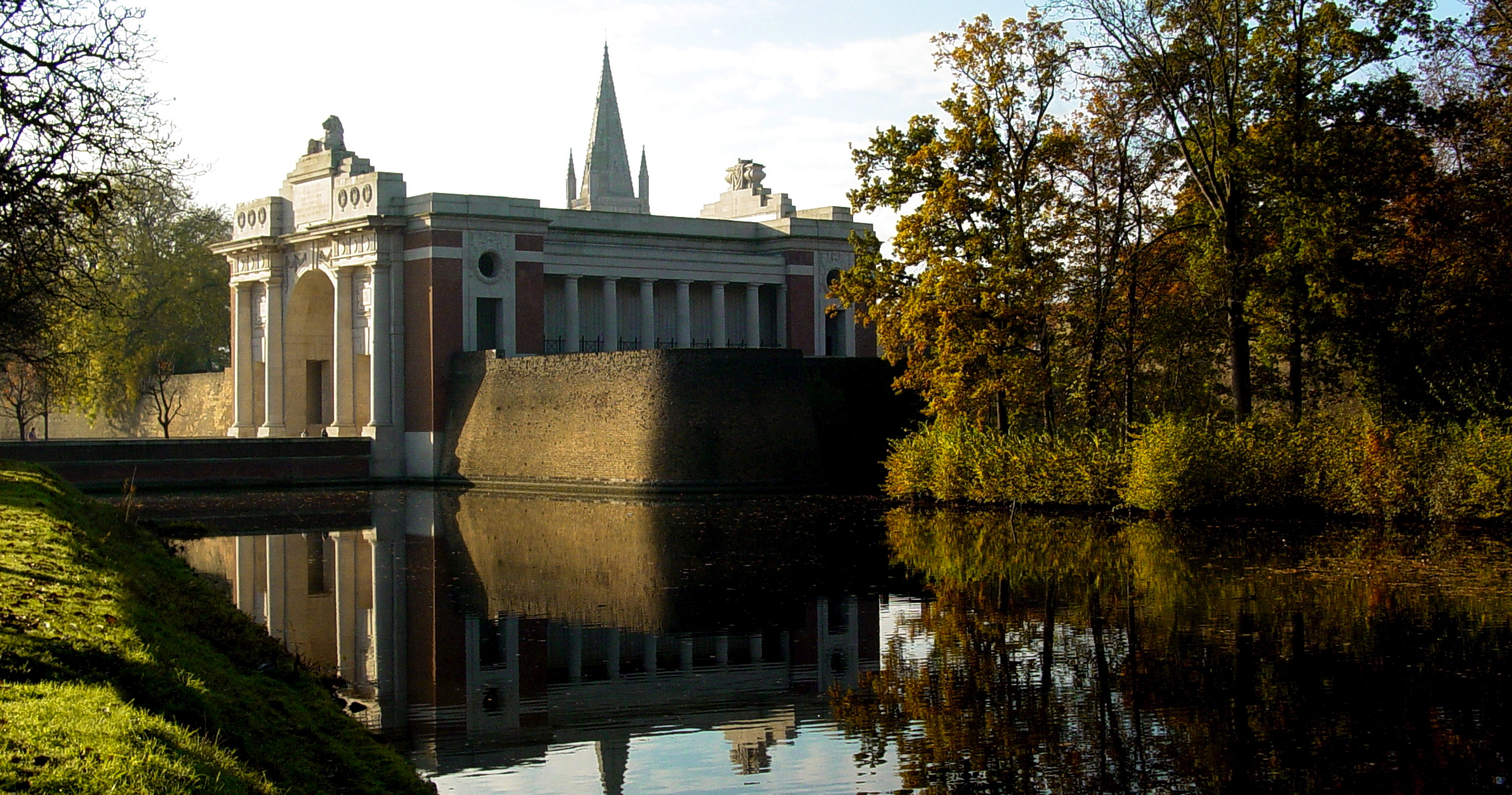 Menin-Gate-reflection0000