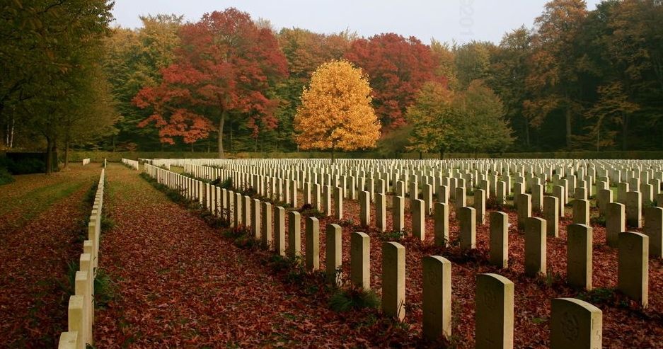 Reichswald-Forest-Cemetery0000