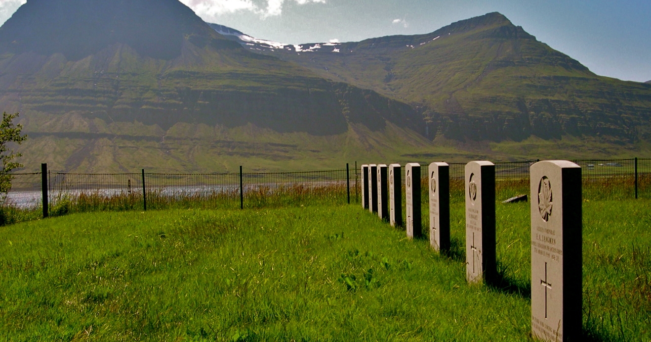 ReydarfjordurCemetery1