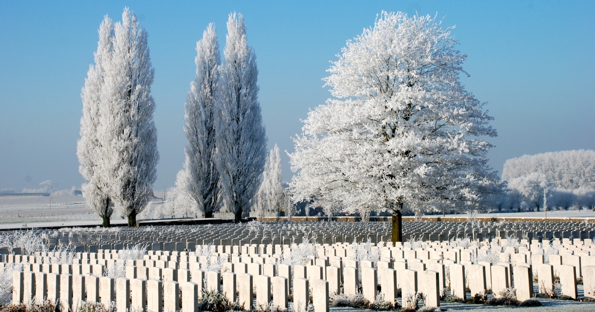 Tyne-Cot-Cemetery-Frost0000